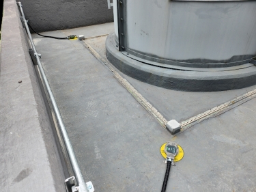 Installation of YHSP-SAR electronic leak point sensor for acid and alkali applications