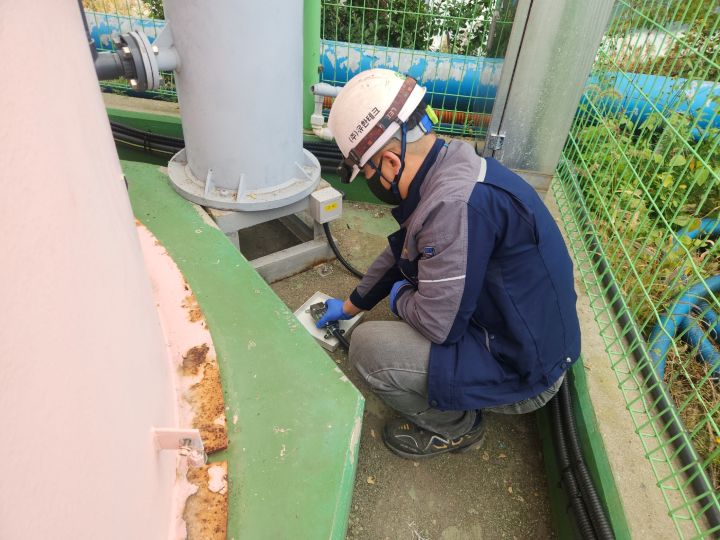 Sensor washing and recovery performance test after chemical detection