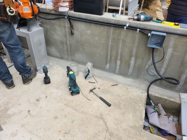 GW waterproof flexible conduit installed to protect the sensor line outdoors