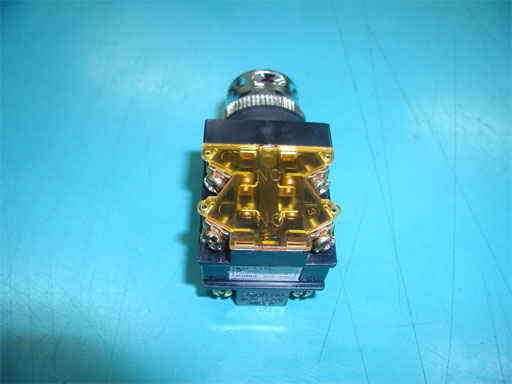 contact8.jpg