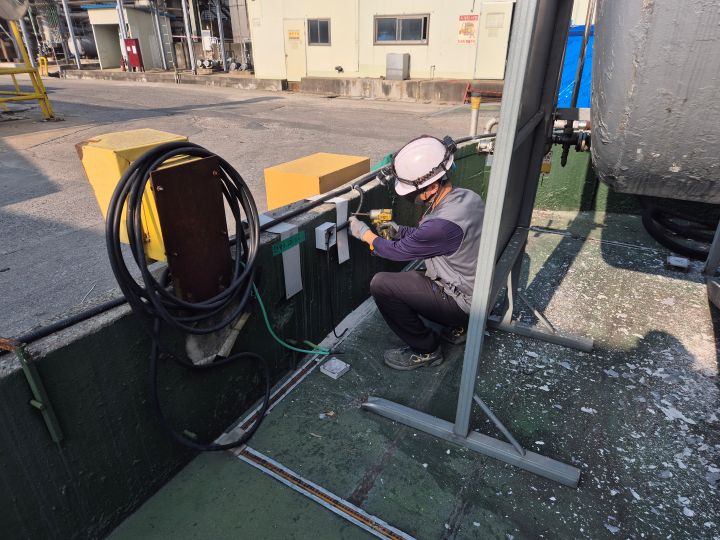 유기용제 전용 누액감지기 설치를 위한 배관 작업