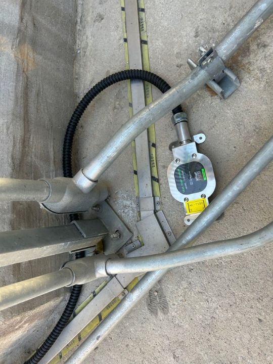 노후된 감지 시설 철거 및 신규 포인트 센서 설치 후 비교 모습