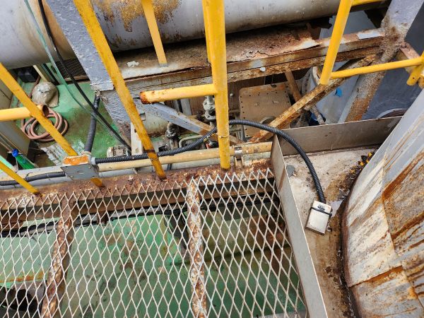 구형 필름형 누액감지기 철거 전 8